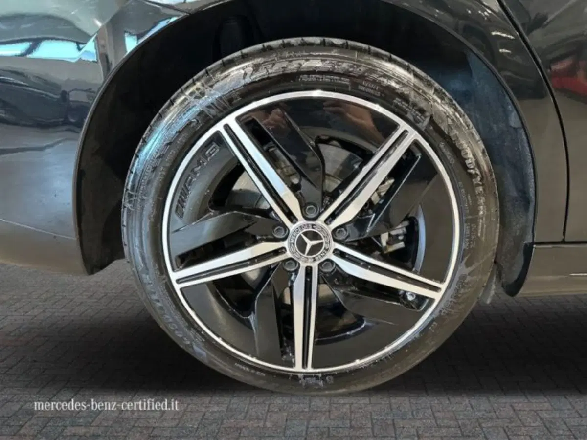 Mercedes-Benz CLA EQ usata a Avellino (16)