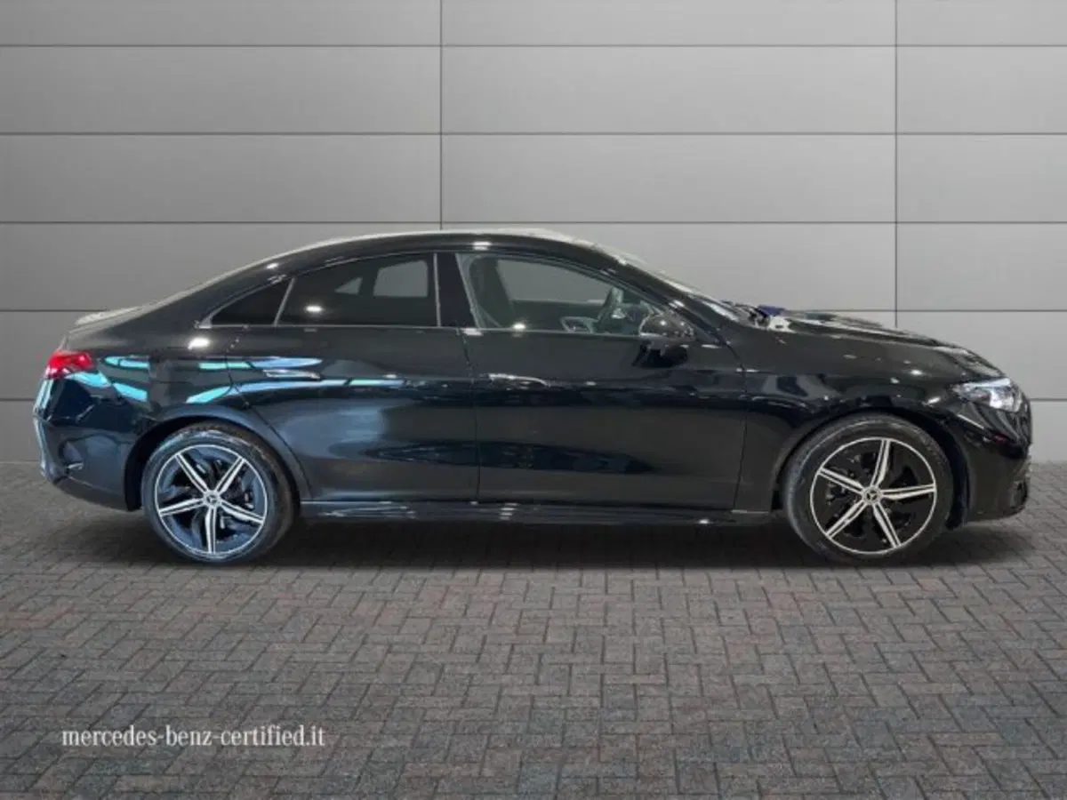 Mercedes-Benz CLA EQ usata a Avellino (5)