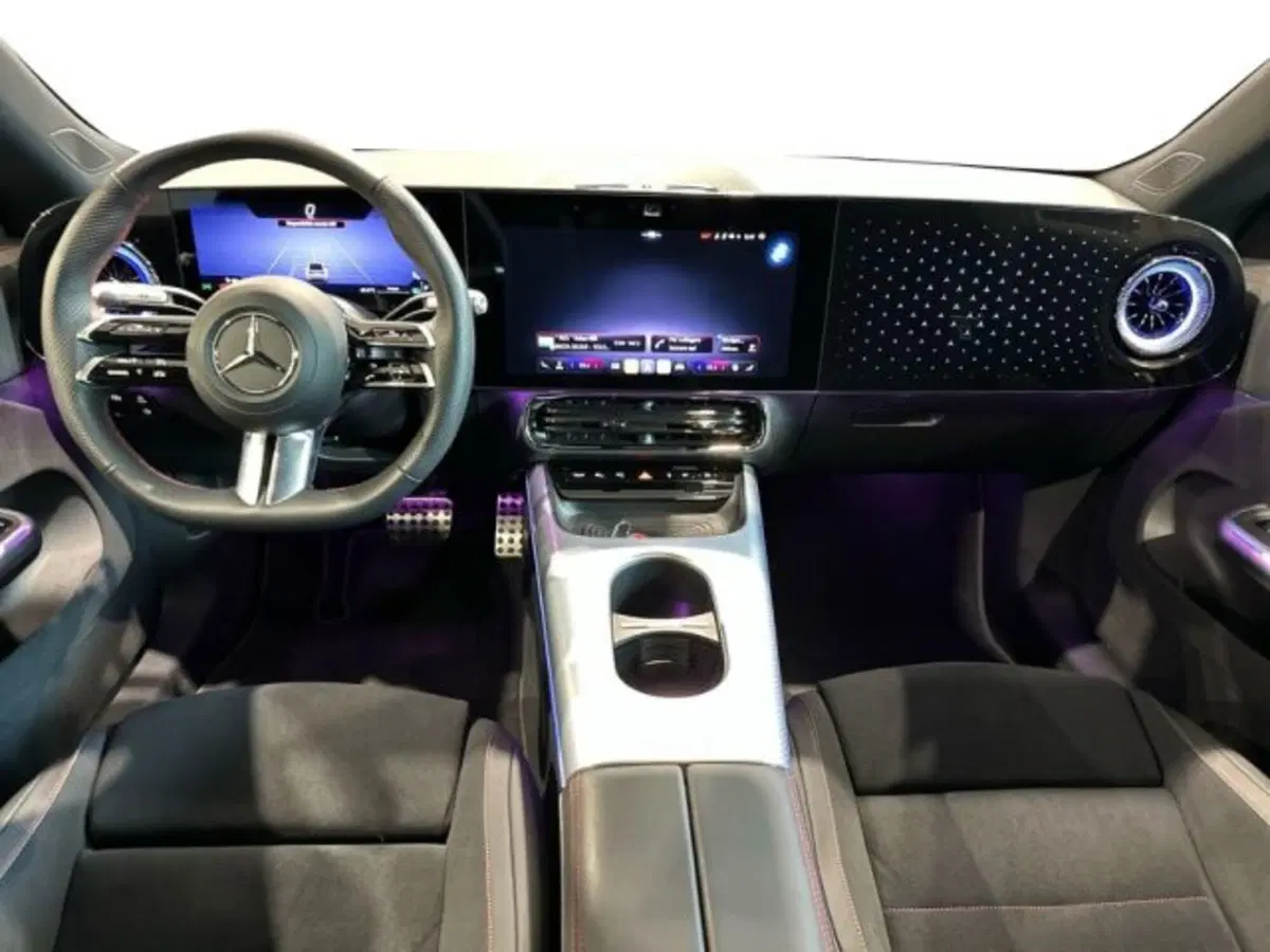 Mercedes-Benz CLA EQ usata a Avellino (8)