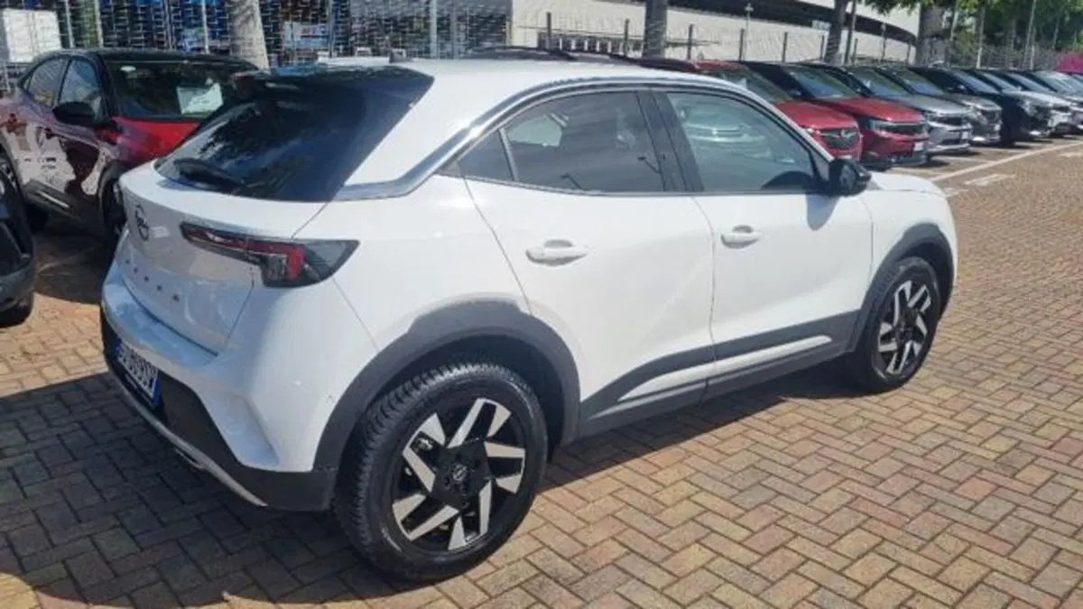 Opel Mokka usata a Savona (16)