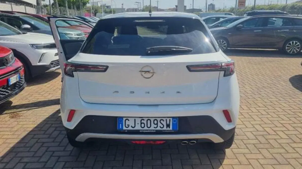 Opel Mokka usata a Savona (18)