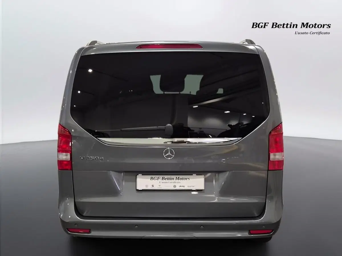 Mercedes-Benz Classe V usata a Padova (8)