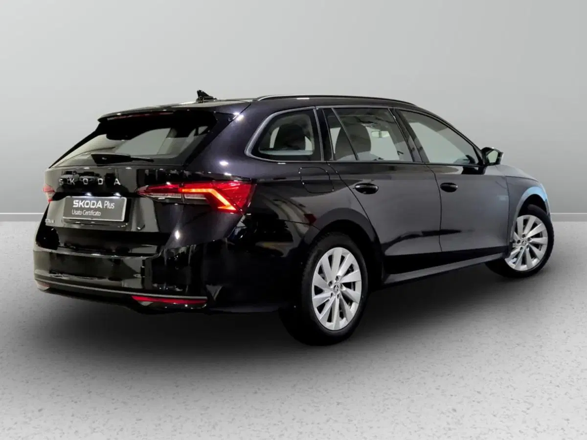 Skoda Octavia Station Wagon usata a Padova (4)