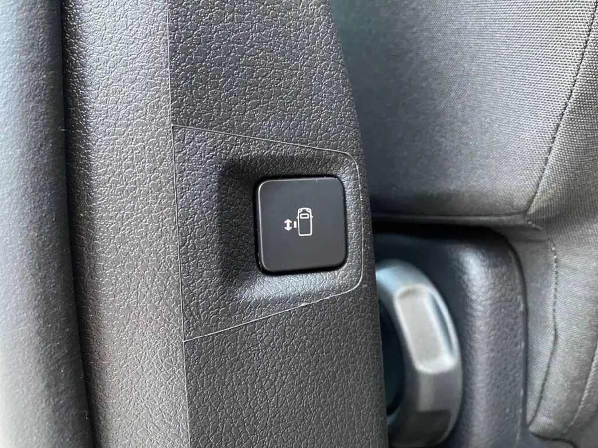 Opel Zafira usata a Torino (13)