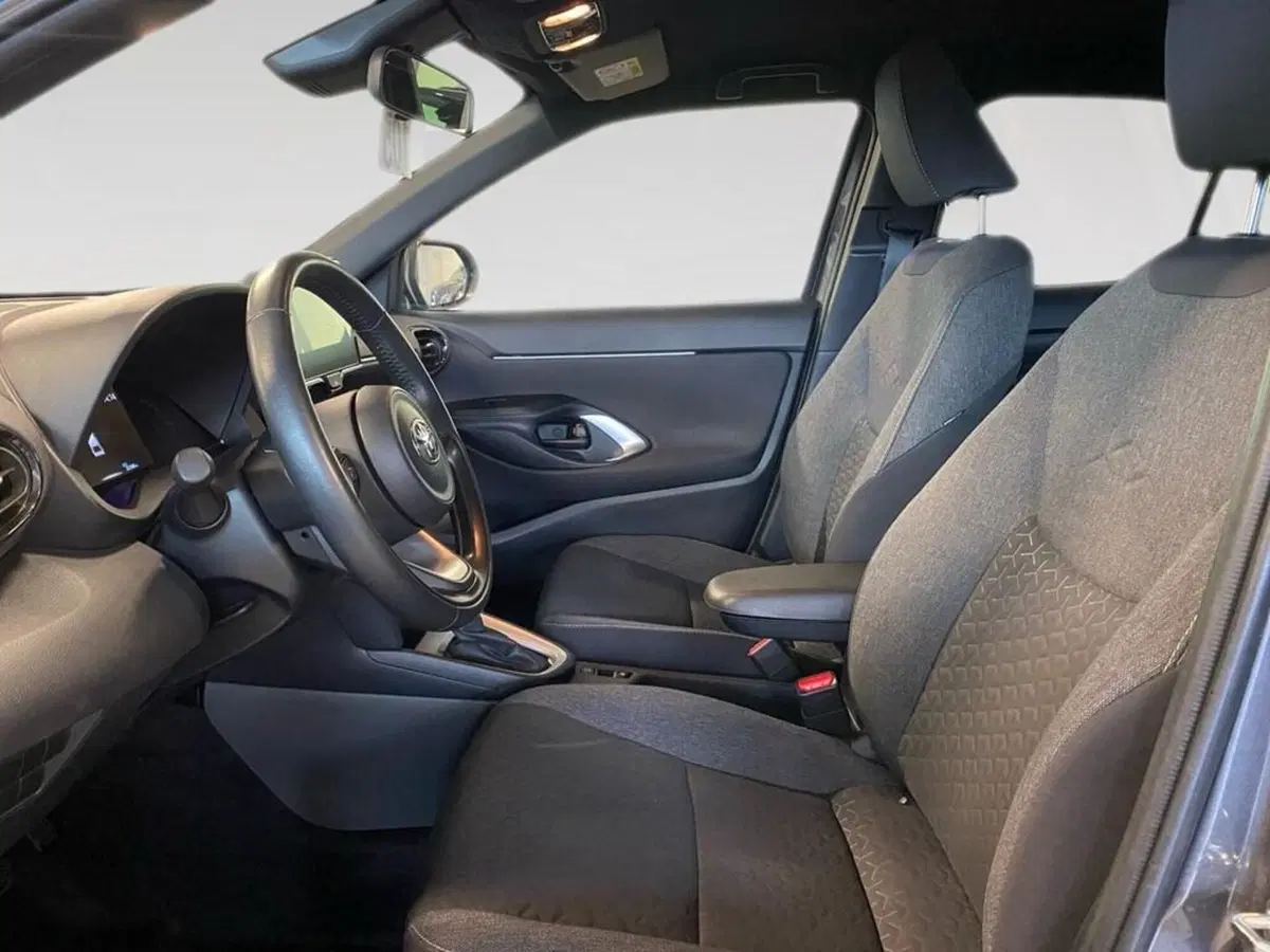 Toyota Yaris Cross usata a Torino (7)
