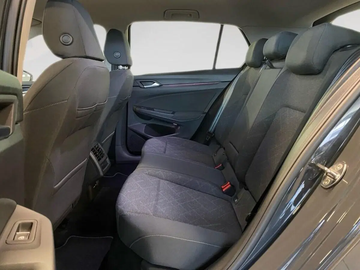 Volkswagen Golf Variant usata a Torino (8)