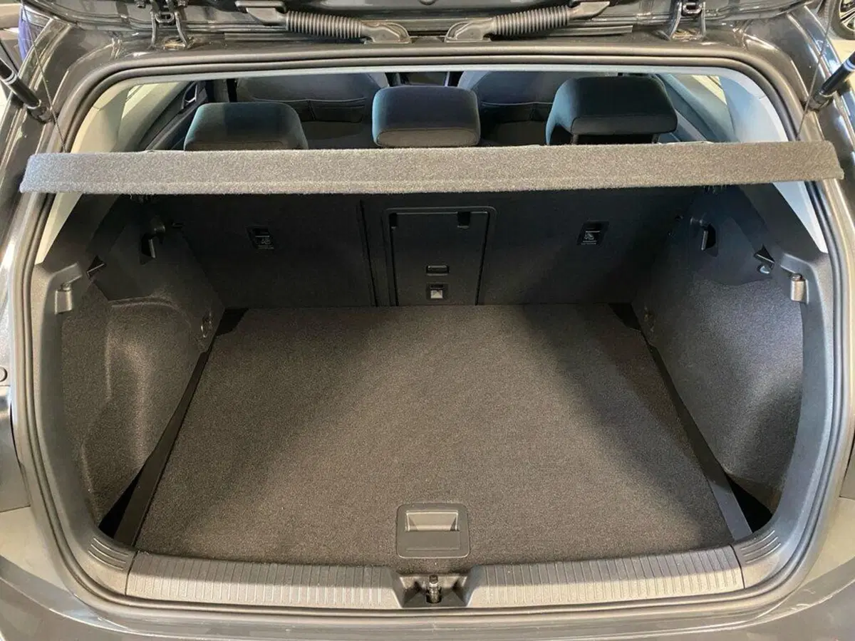 Volkswagen Golf Variant usata a Torino (9)