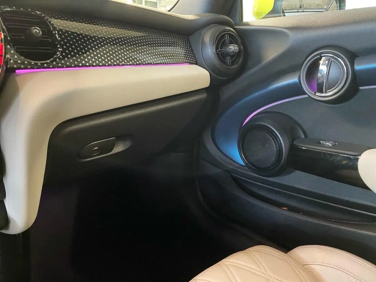 MINI Mini Cabrio usata a Torino (14)