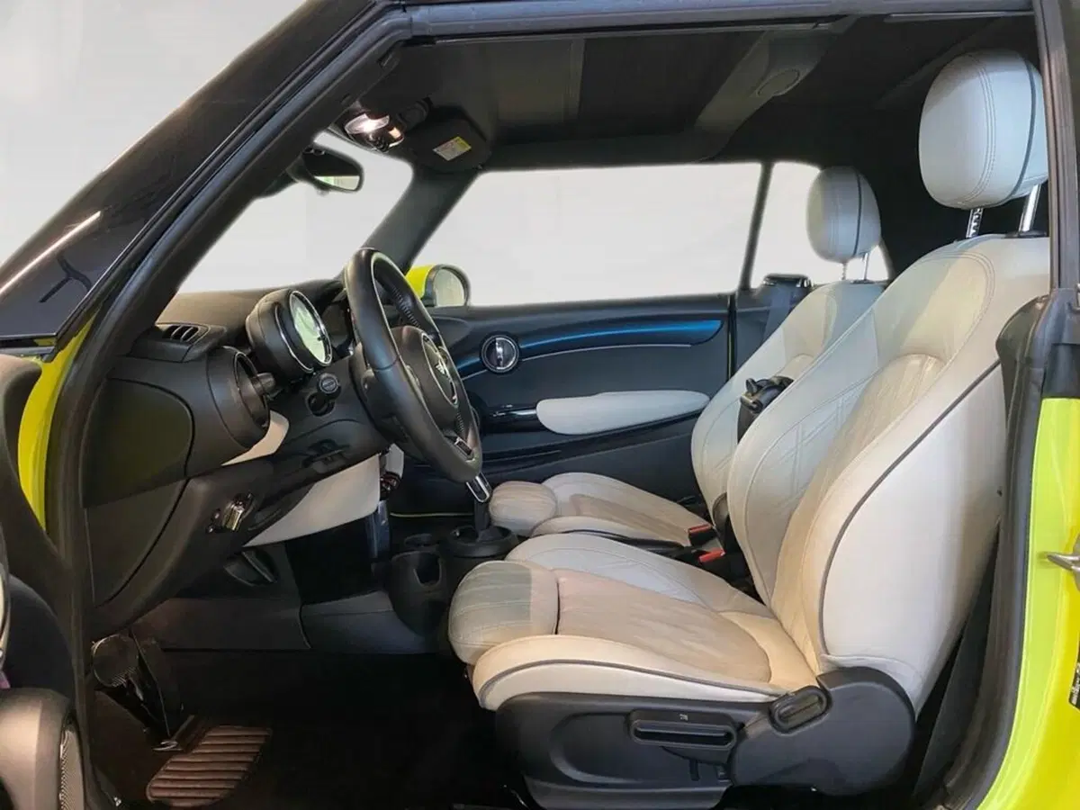 MINI Mini Cabrio usata a Torino (7)