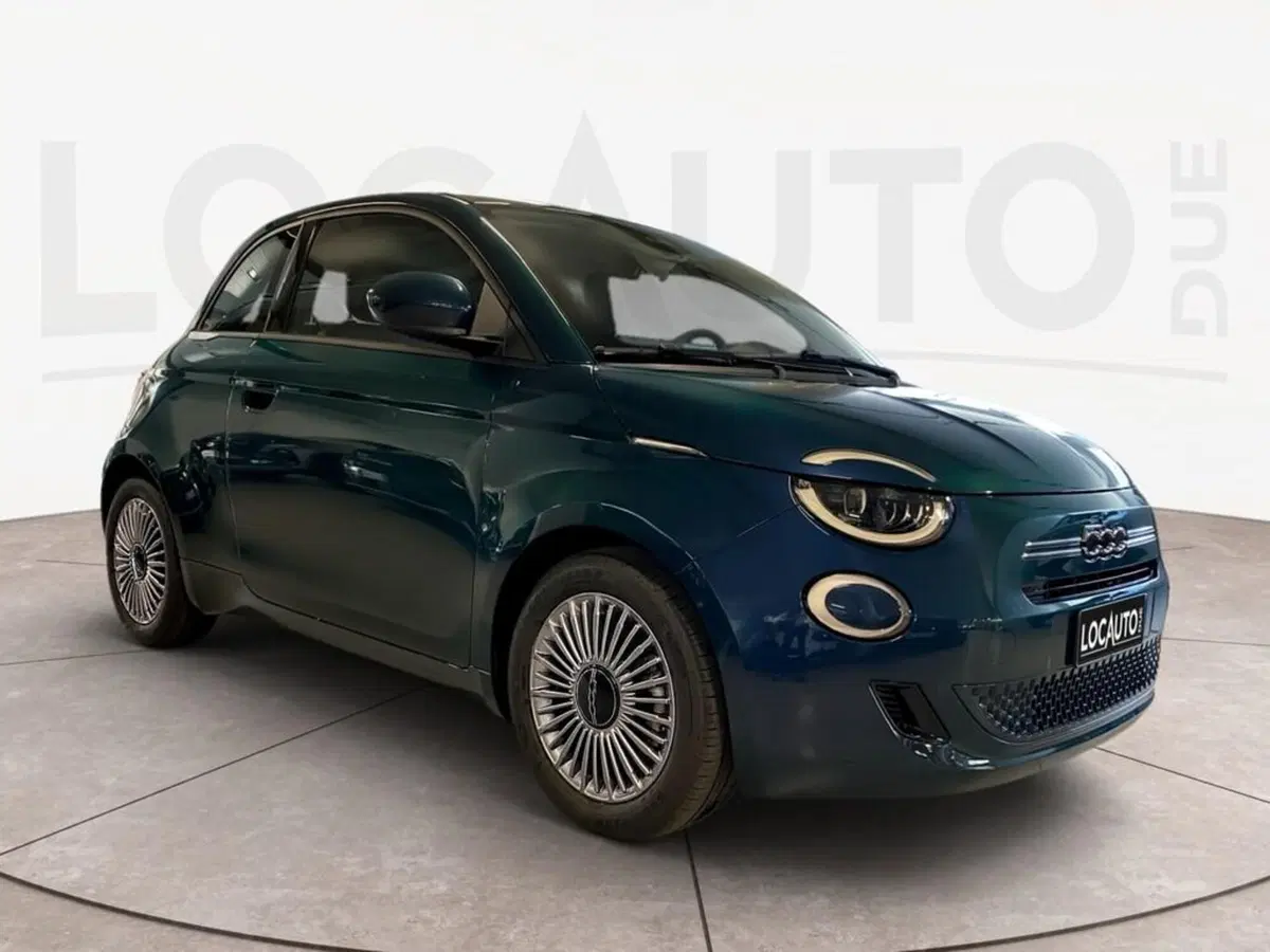Fiat 500 nuova a Torino (3)