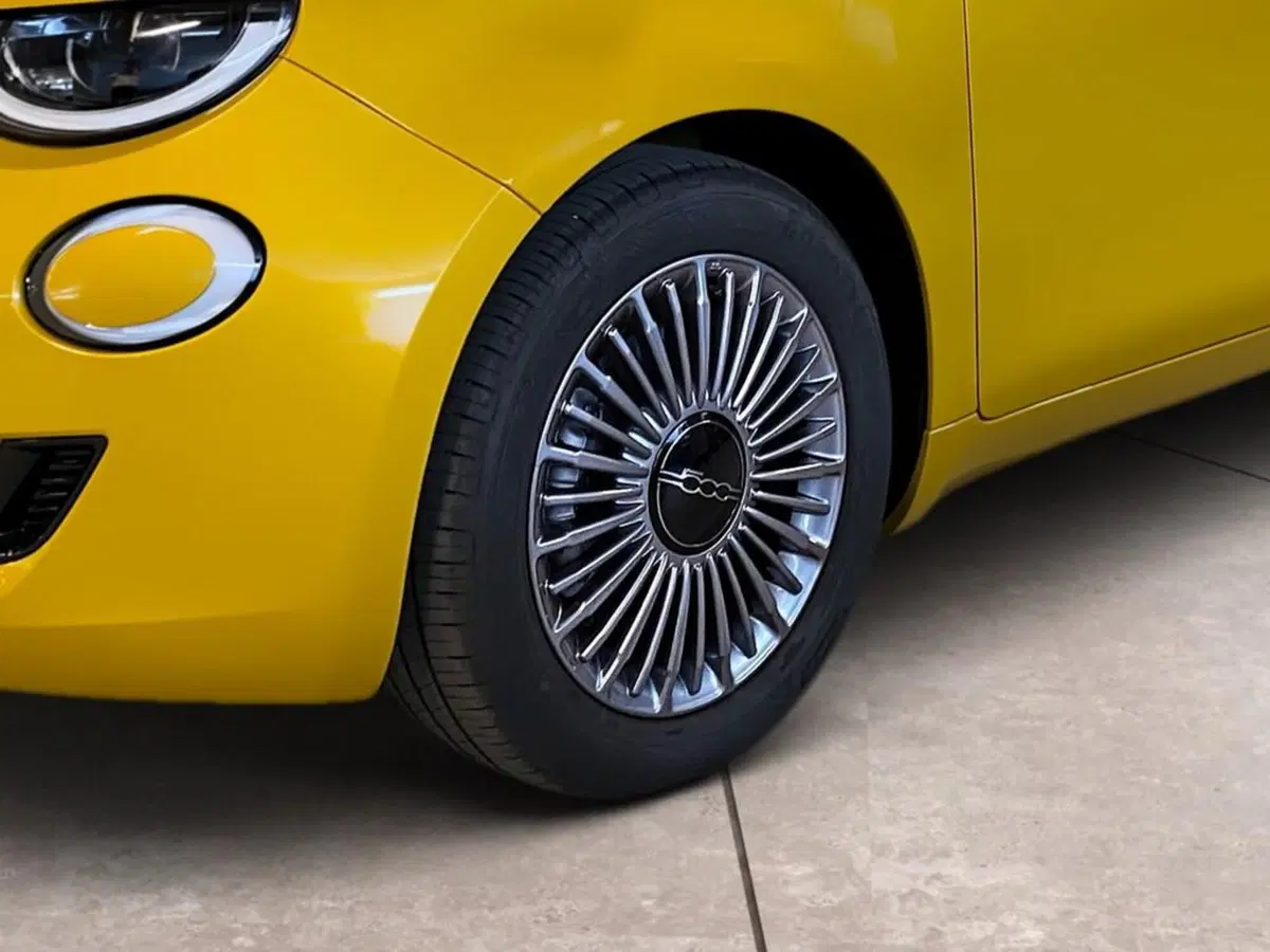Fiat 500 nuova a Torino (15)