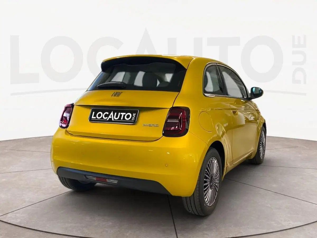 Fiat 500 nuova a Torino (4)