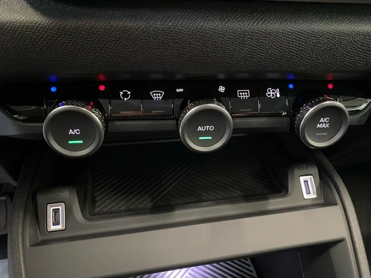 Citroen C4 nuova a Torino (11)