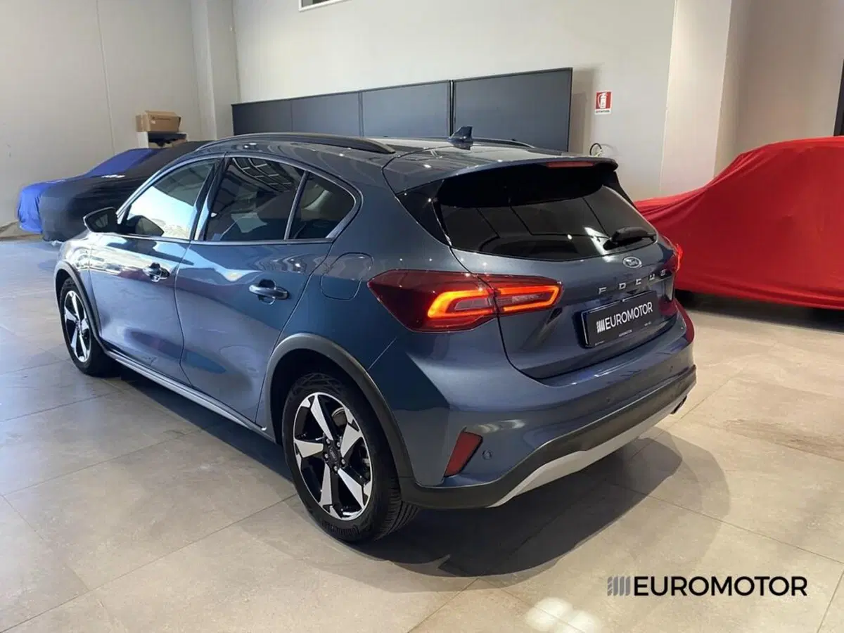 Ford Focus usata a Bari (12)
