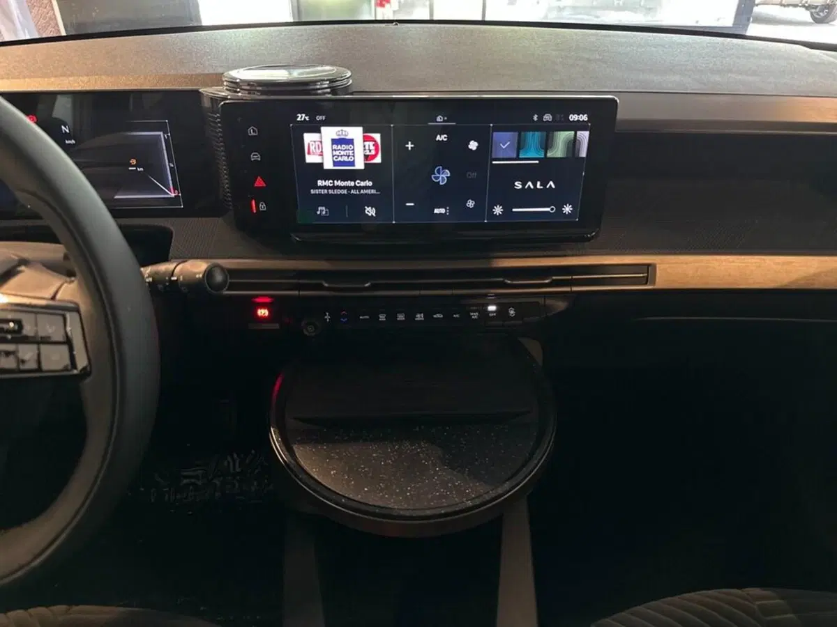 Lancia Ypsilon nuova a Sondrio (14)
