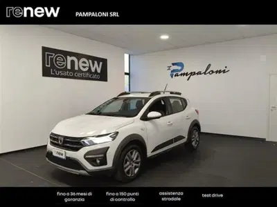 Dacia Sandero Stepway 1.0 TCe 100 CV ECO-G Comfort del 2023 usata a Siena