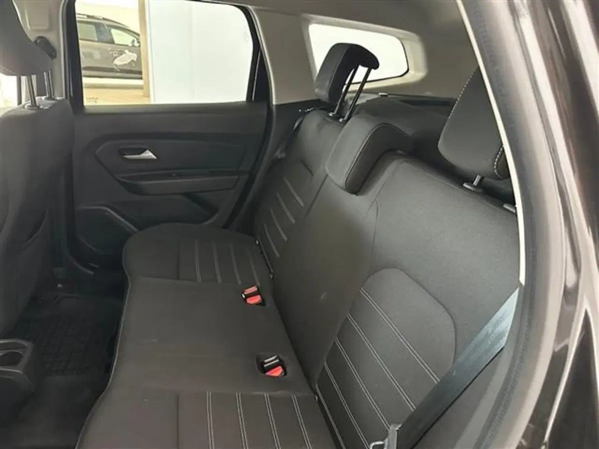 Dacia Duster usata a Siena (19)