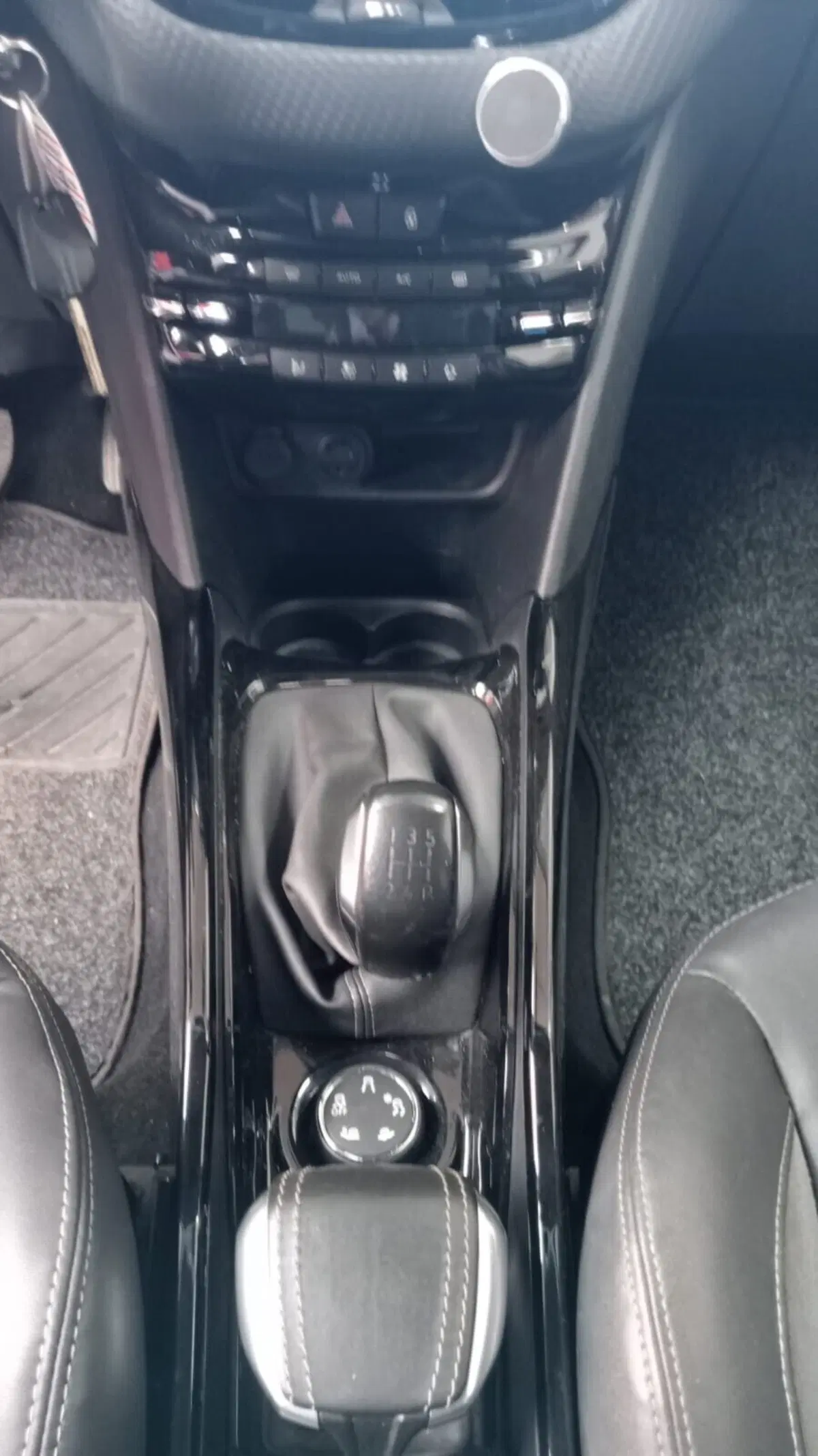Peugeot 2008 usata a Sassari (7)
