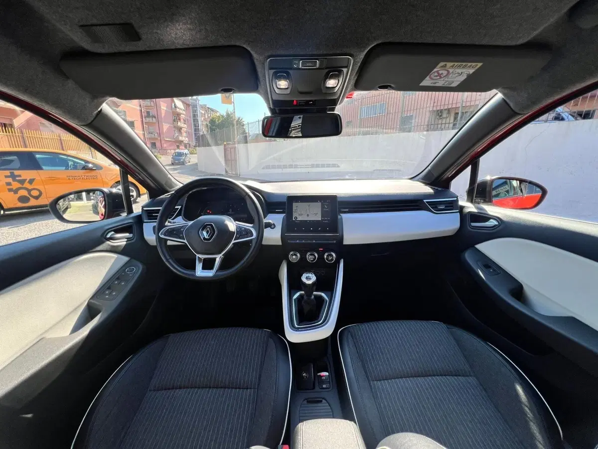 Renault Clio usata a Messina (14)