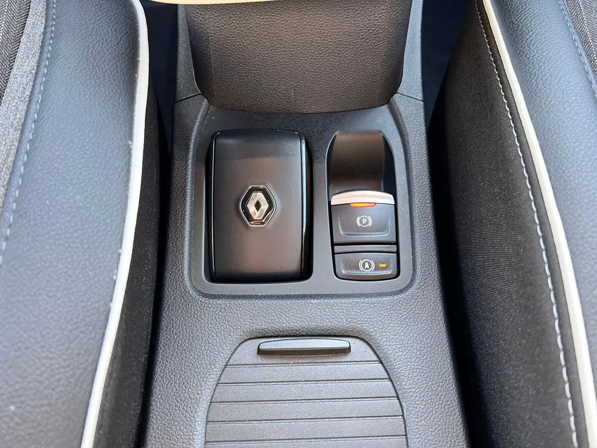 Renault Clio usata a Messina (18)