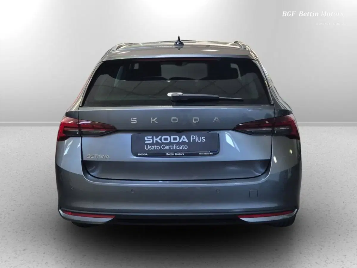 Skoda Octavia Station Wagon usata a Padova (8)