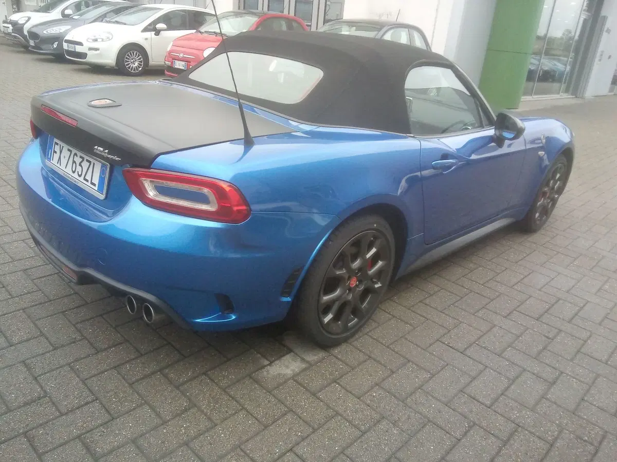 Abarth 124 Spider usata a Alessandria (3)