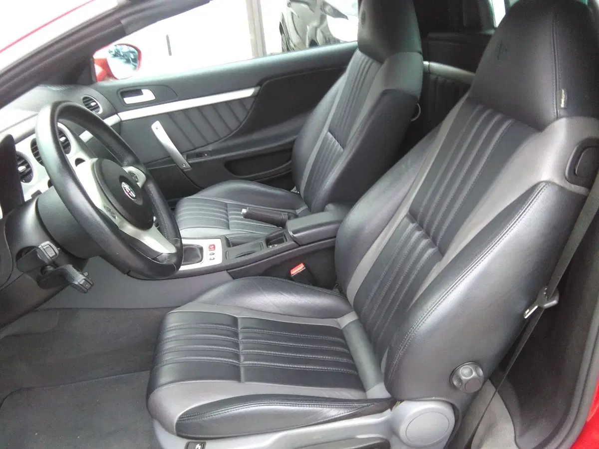 Alfa Romeo Spider usata a Alessandria (12)