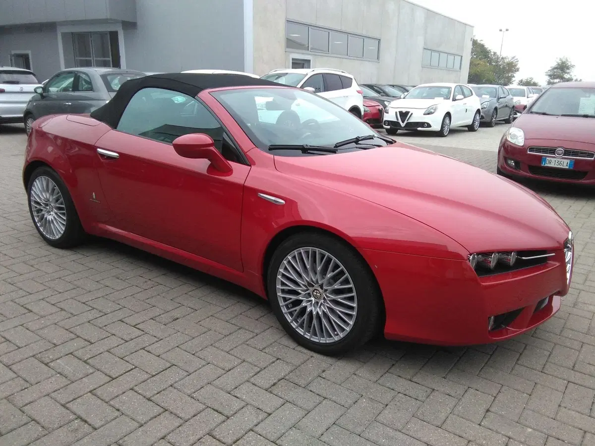 Alfa Romeo Spider usata a Alessandria (4)