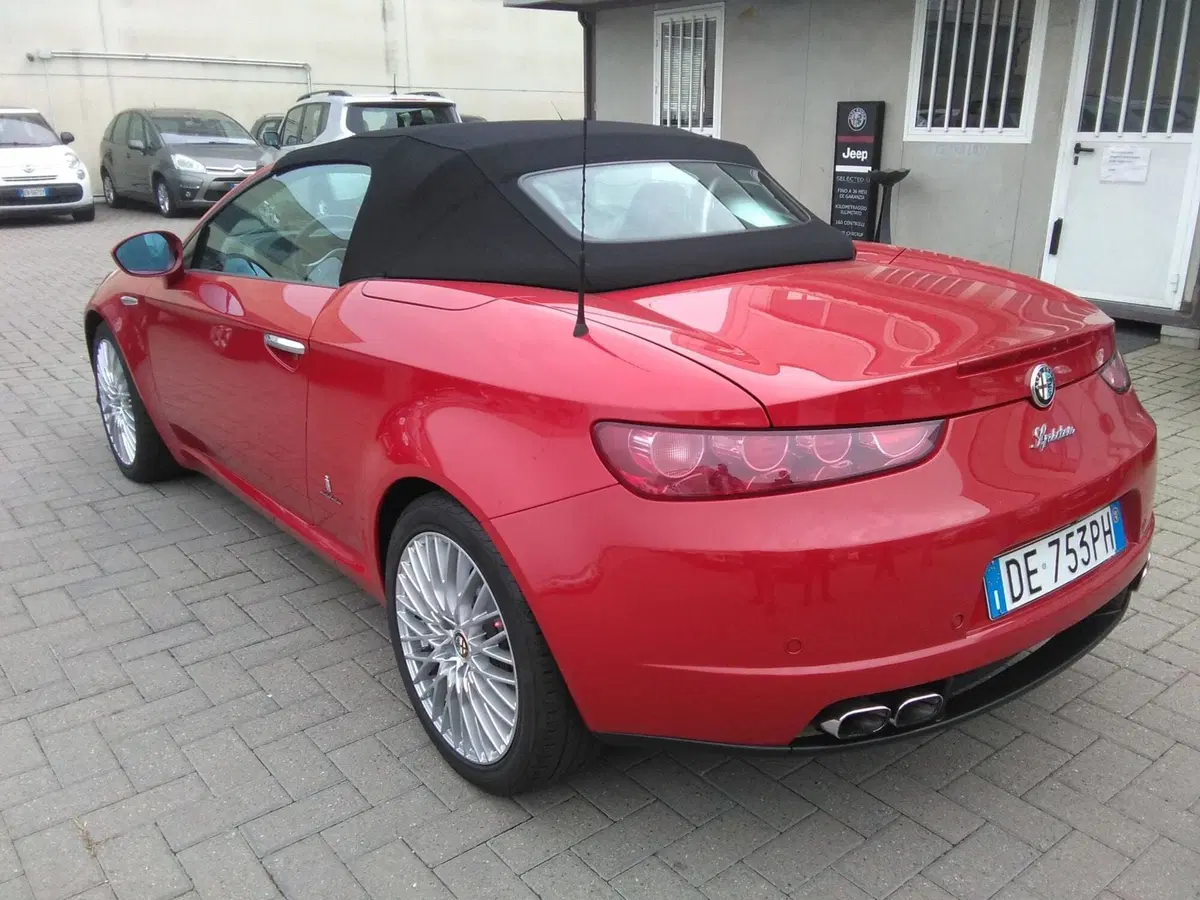 Alfa Romeo Spider usata a Alessandria (7)