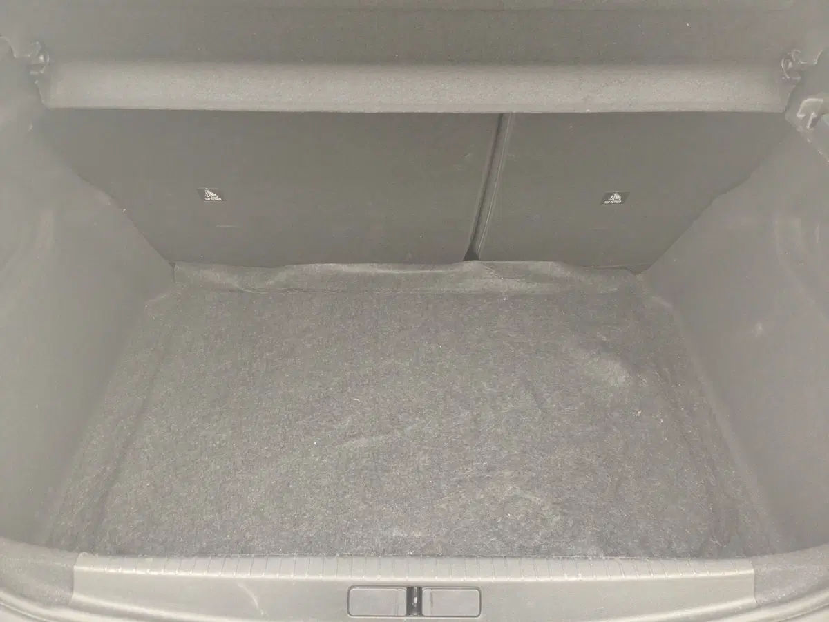 Peugeot 208 usata a Como (15)