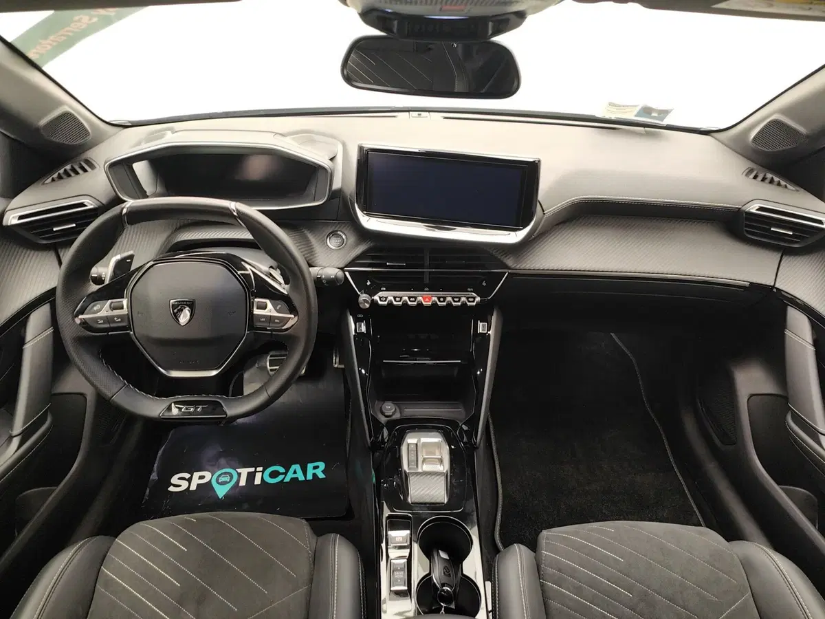 Peugeot 208 usata a Como (7)
