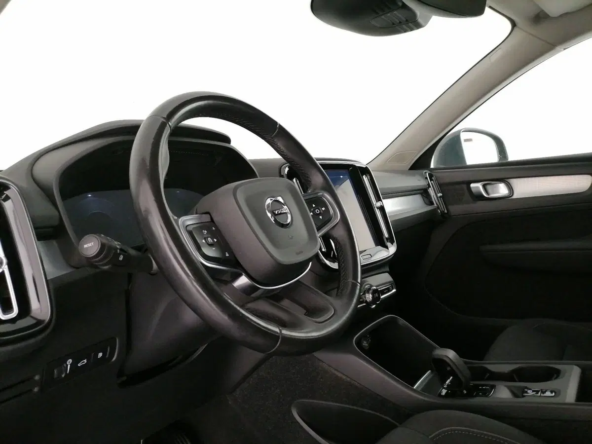 Volvo XC40 usata a Roma (12)