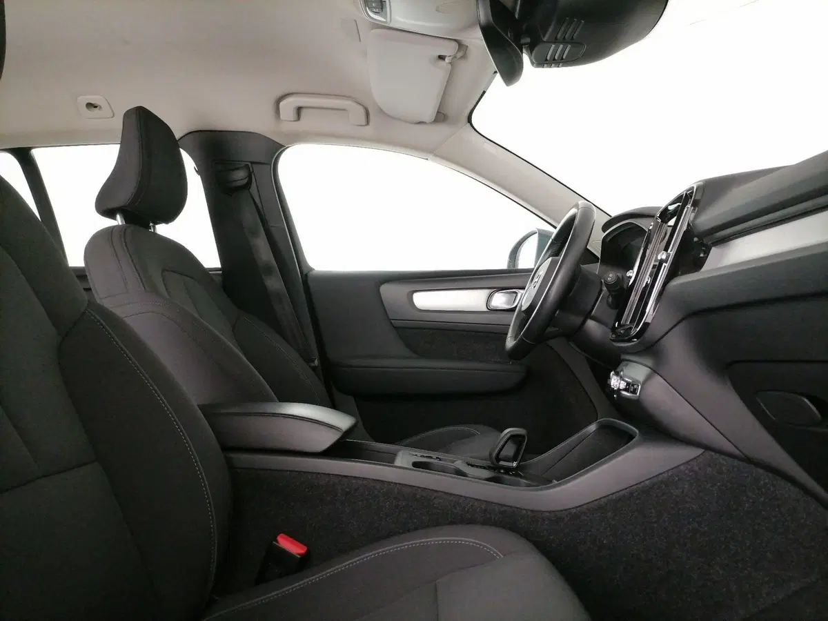 Volvo XC40 usata a Roma (6)