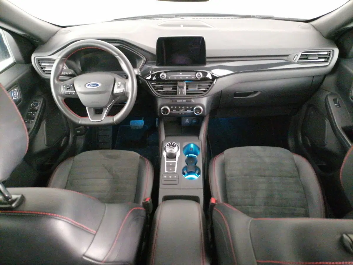 Ford Kuga usata a Roma (9)