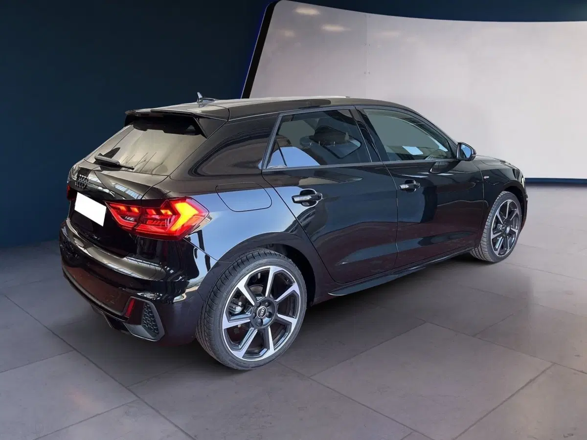 Audi A1 Sportback usata a Torino (4)