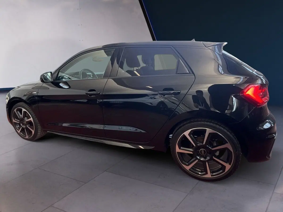 Audi A1 Sportback usata a Torino (6)