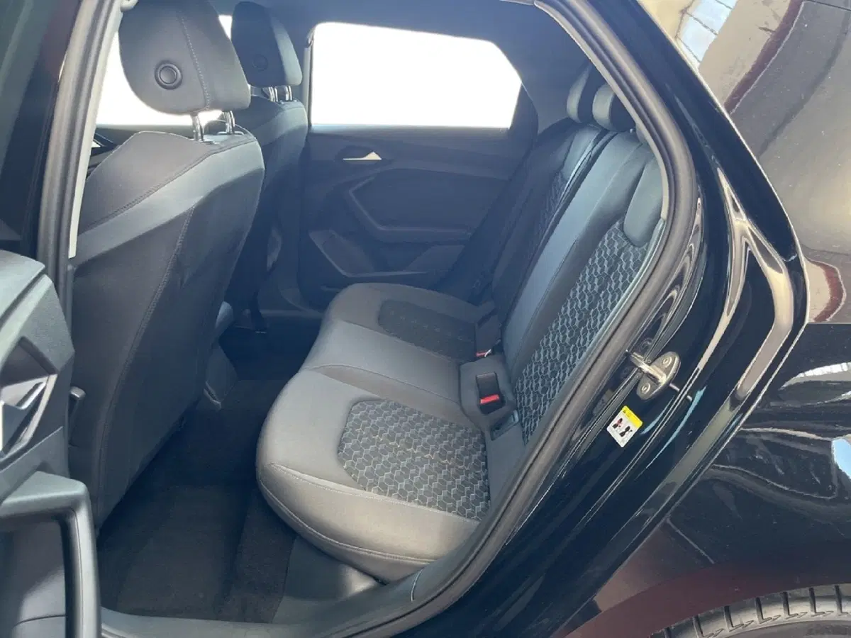 Audi A1 Sportback usata a Torino (9)