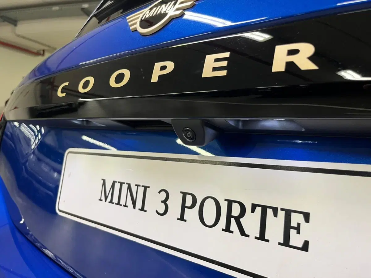 MINI Mini nuova a Genova (15)