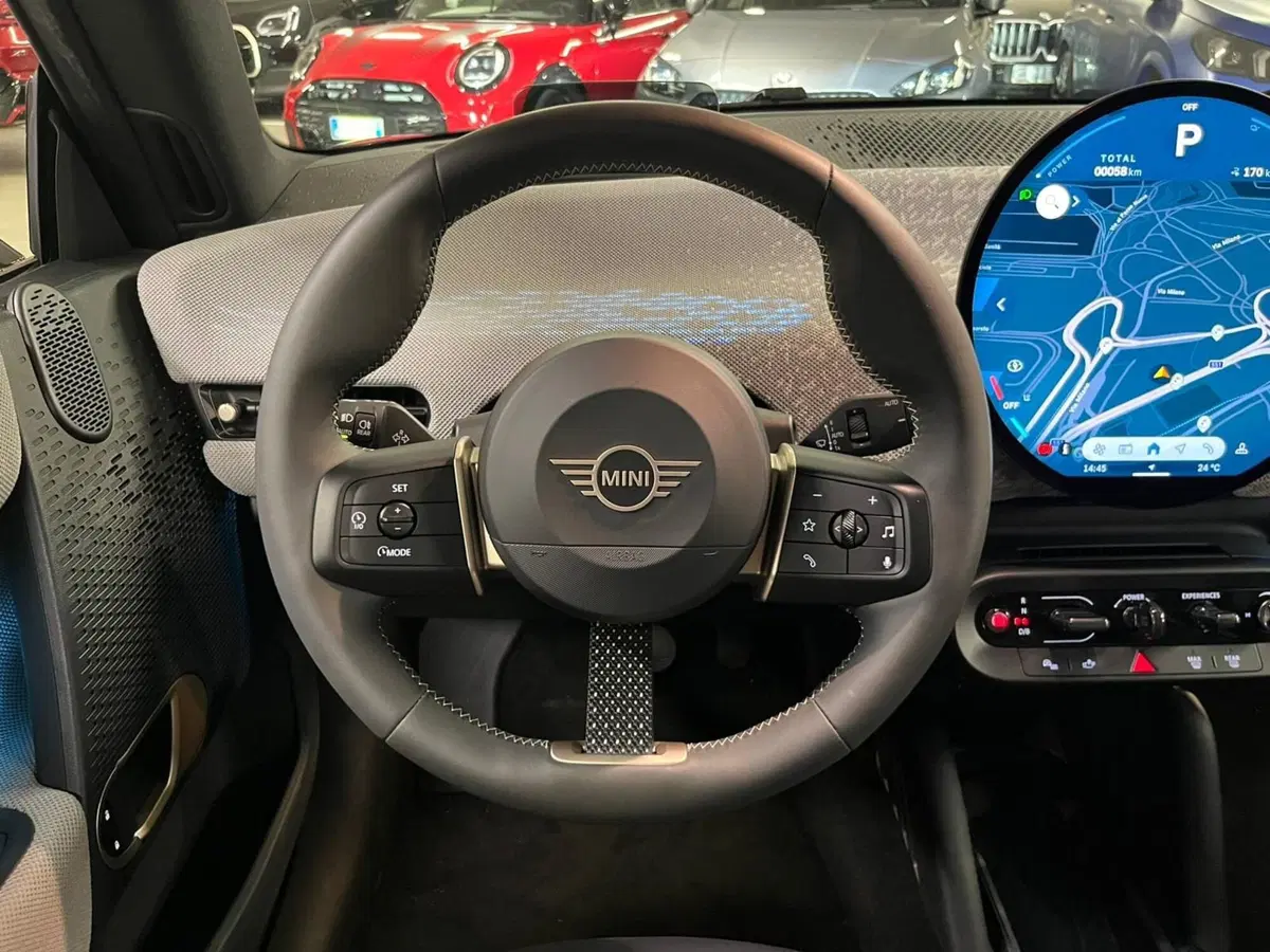 MINI Mini nuova a Genova (17)