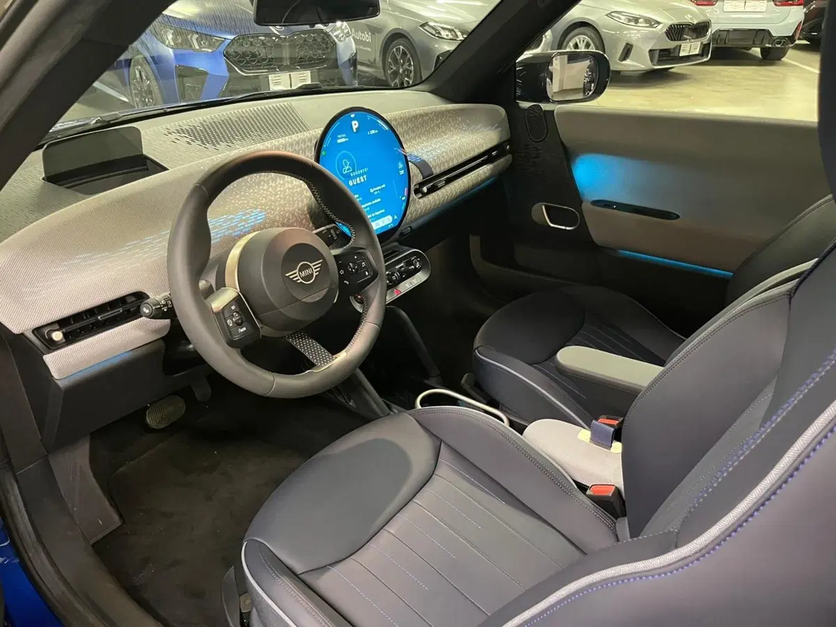 MINI Mini nuova a Genova (6)