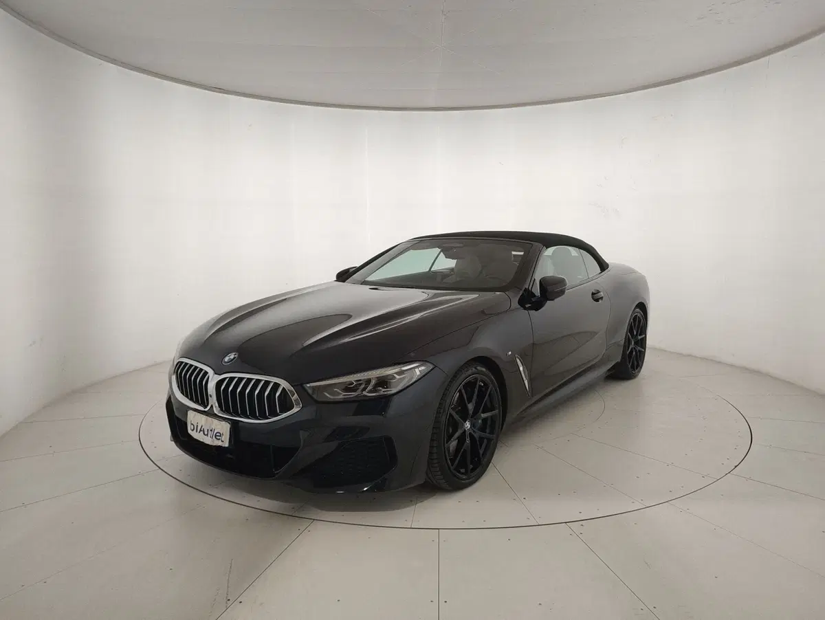 BMW Serie 8 Cabrio usata a Alessandria