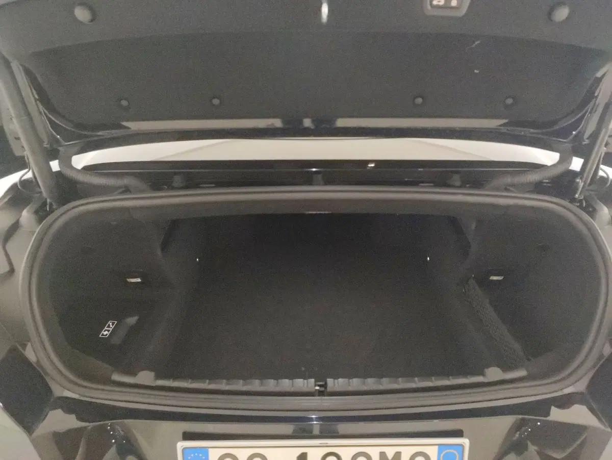 BMW Serie 8 Cabrio usata a Alessandria (11)
