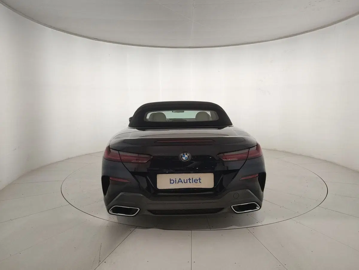BMW Serie 8 Cabrio usata a Alessandria (3)
