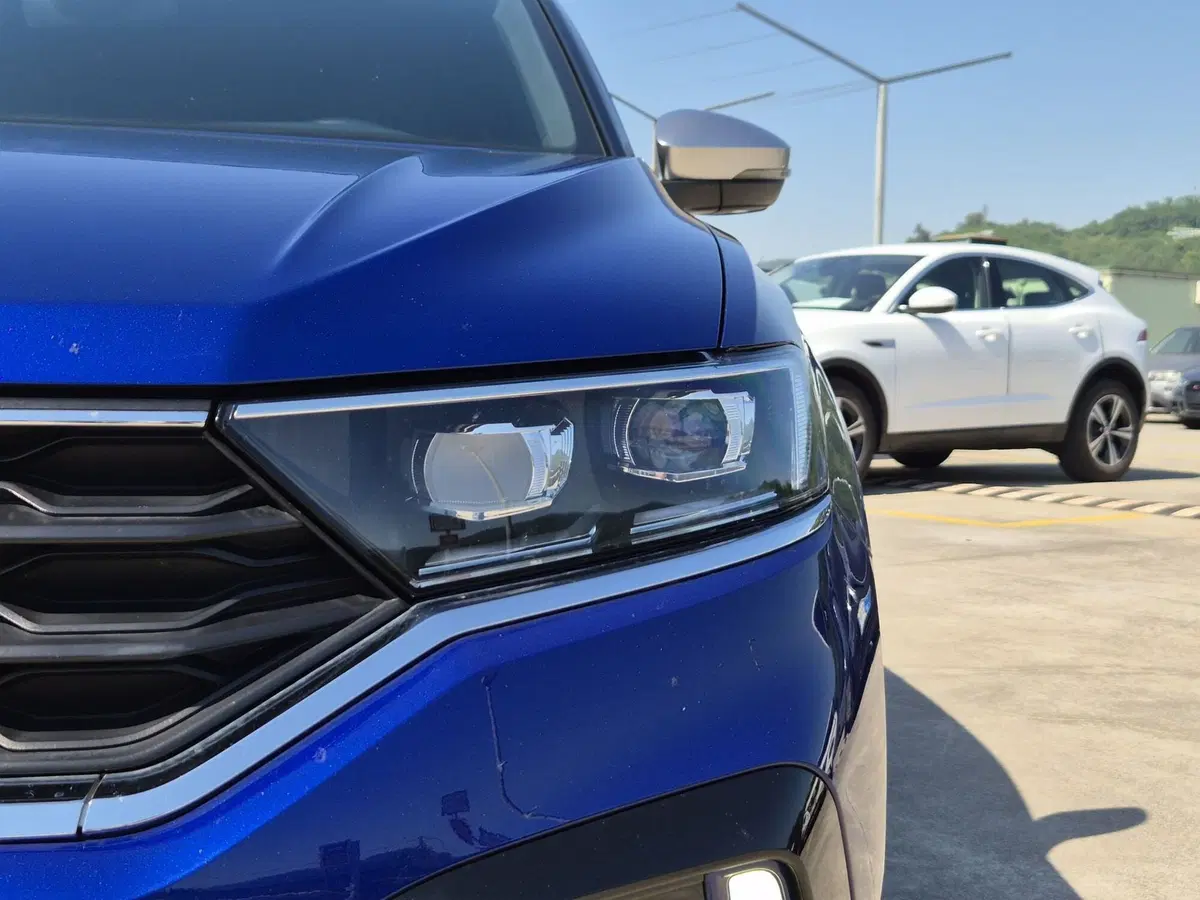 Volkswagen T-Roc usata  (15)
