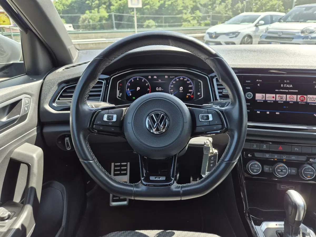 Volkswagen T-Roc usata  (16)