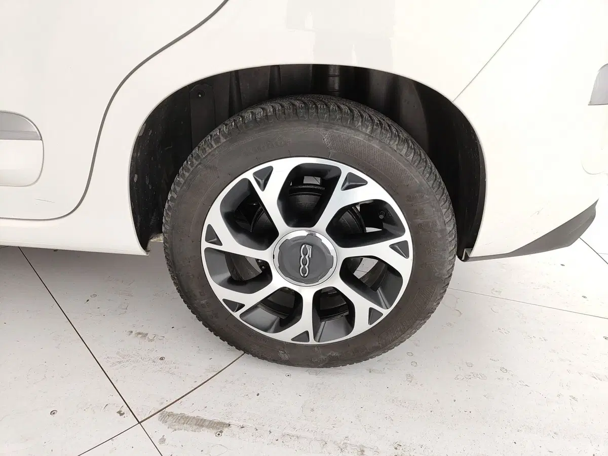 Fiat 500L usata a Caserta (10)
