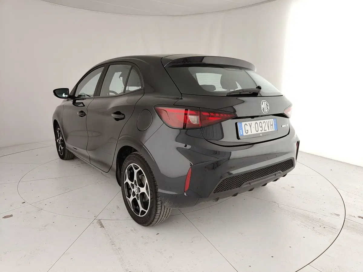 Mg MG3 usata a Caserta (9)