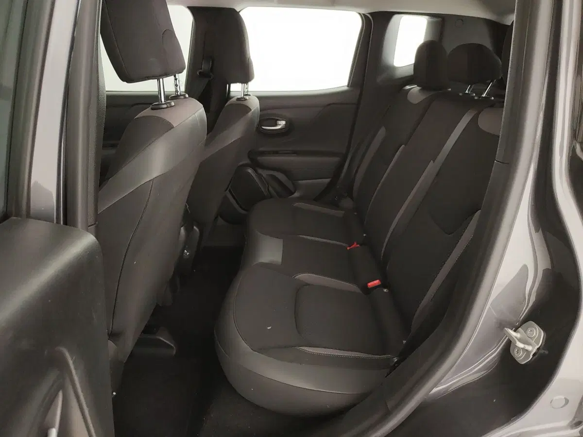 Jeep Renegade usata a Caserta (18)
