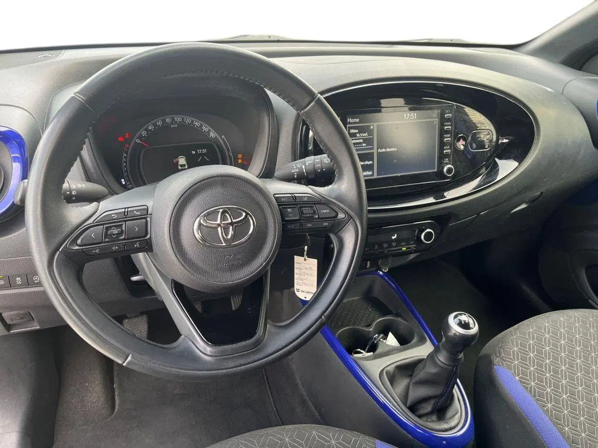 Toyota Aygo X usata a Siracusa (8)