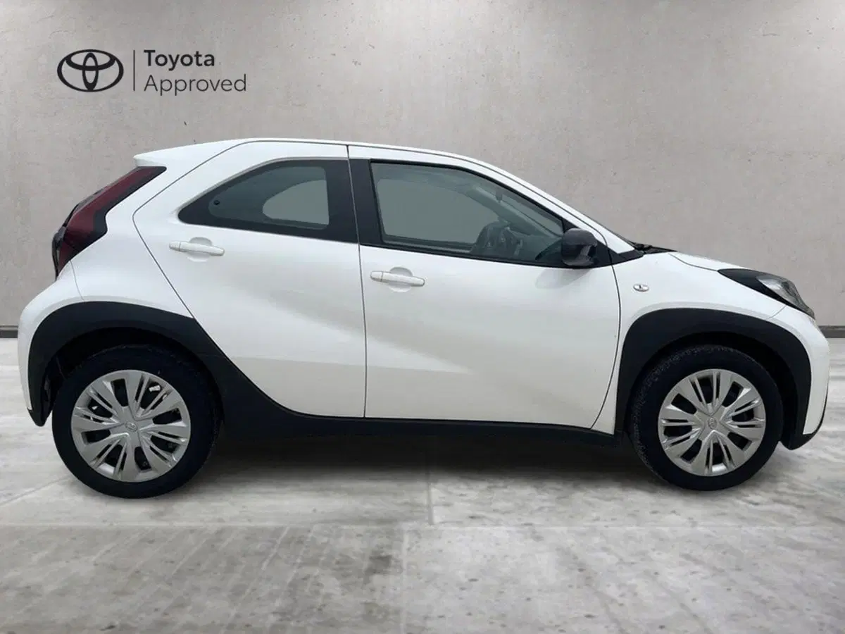Toyota Aygo X usata a Siracusa (4)